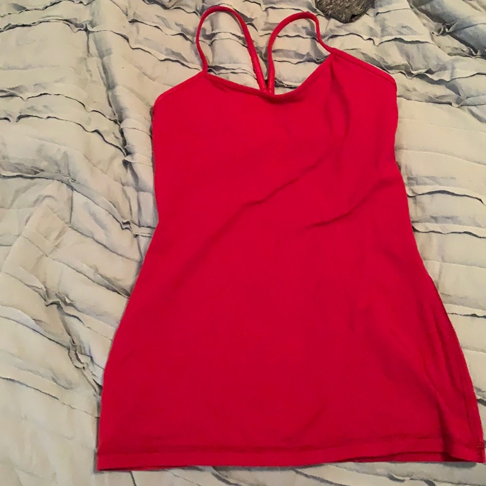 never worn magenta power y tank i wish this fit😞😞😞